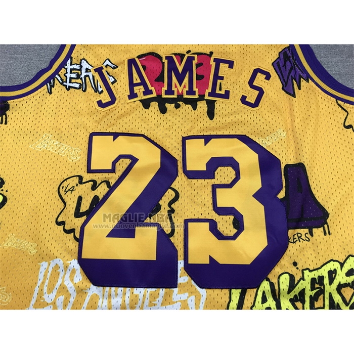 Maglia
 LeBron James NO 23 Los Angeles Lakers Mitchell & Ness Slap Sticker 2018-19 Giallo
